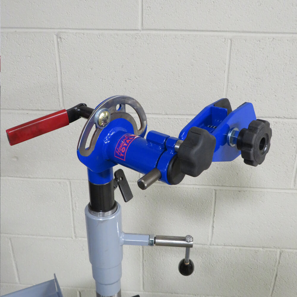 Howard’s Ultimate Bow Vise