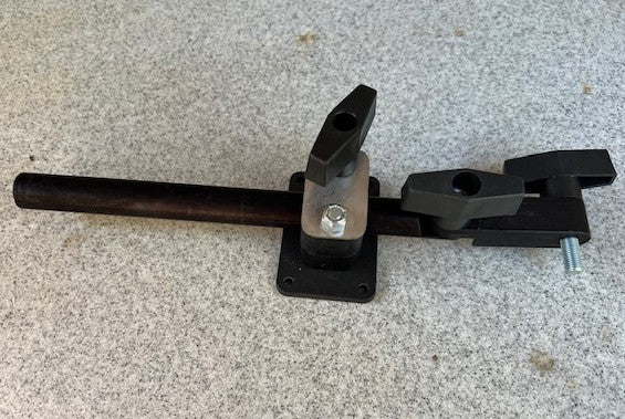 Spewingjason bow vice.  Simple and affective