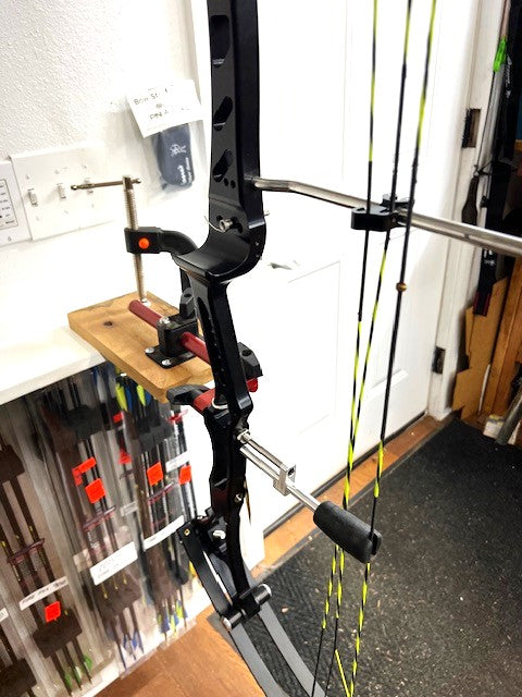 Spewingjason bow vice.  Simple and affective